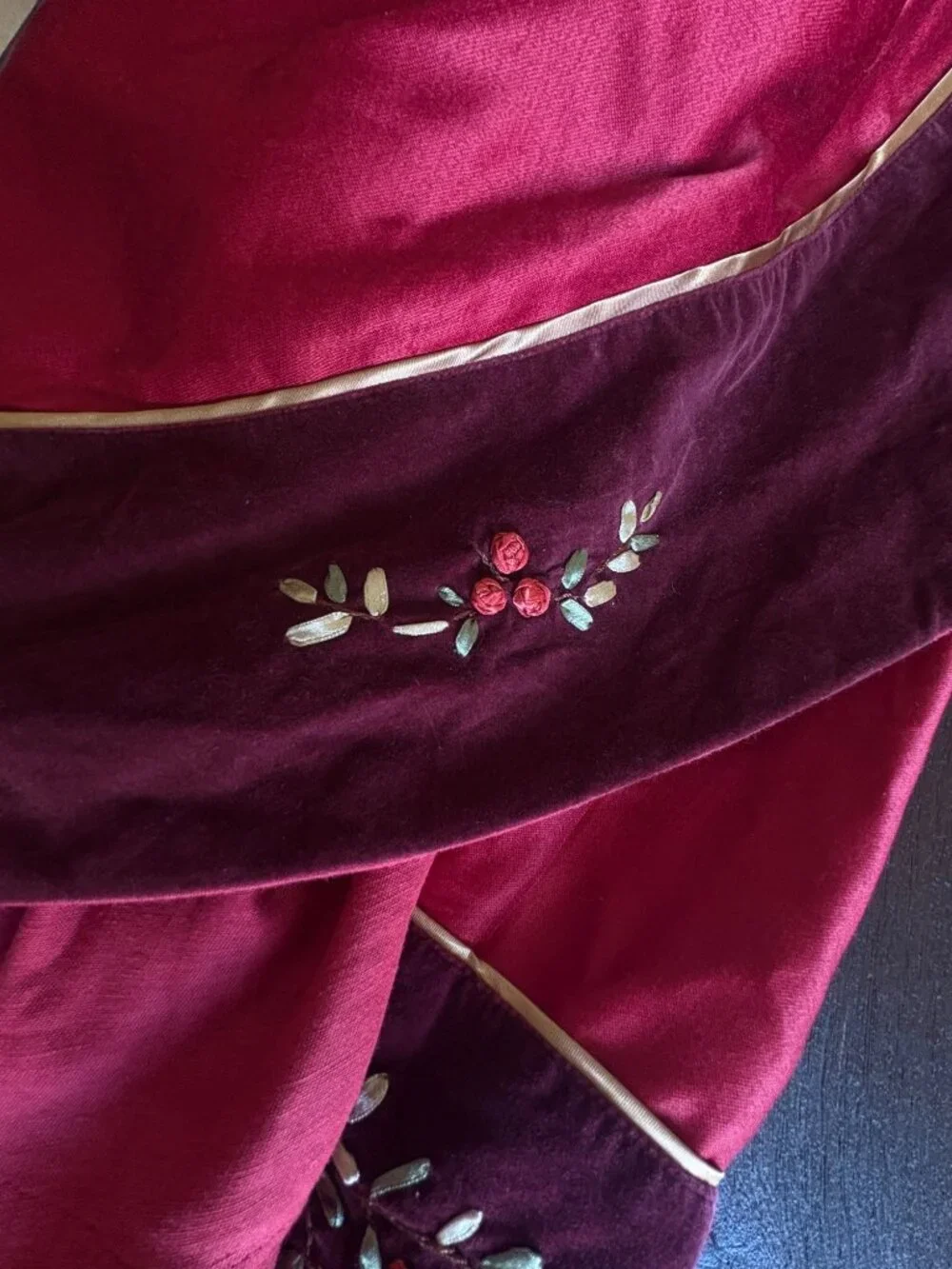 Red Embroidered Christmas Tablecloth Velvet Trim Victorian Holiday 58 x 82